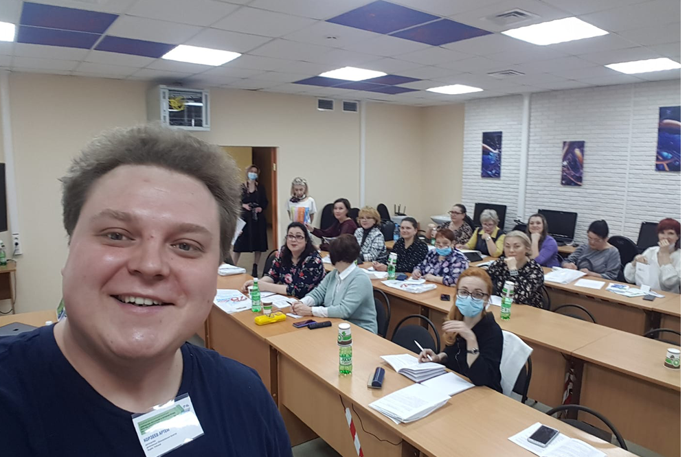 Артем Корзеев: как учить детей в школе, чтобы потом не пришлось их переучивать в вузе